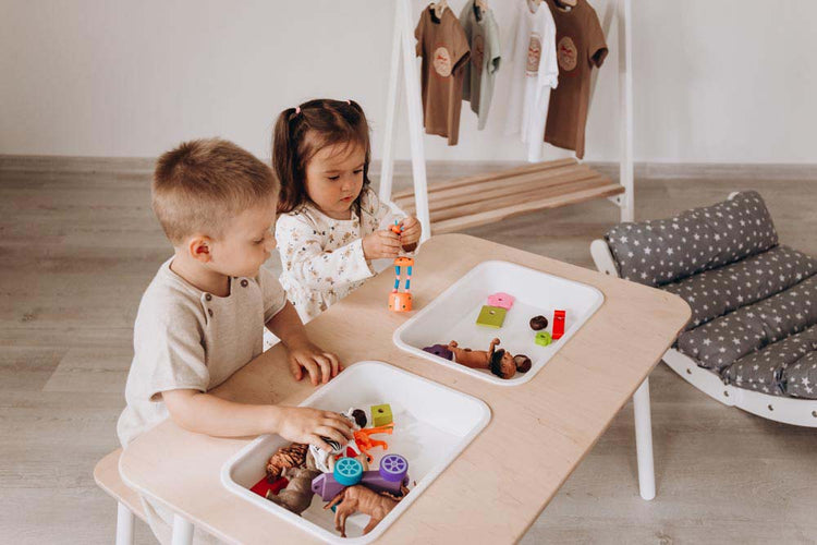 What Are Montessori Toys? The Guide