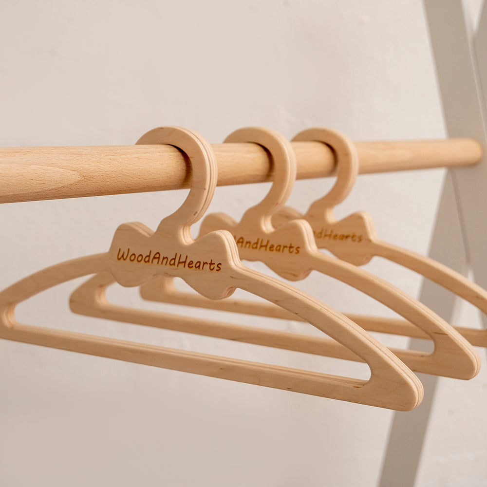 Toddler's Clothes Rack