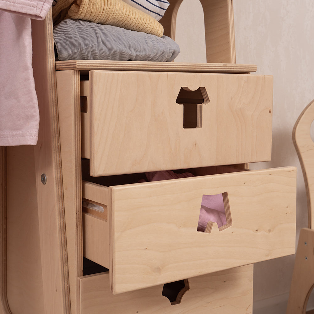 Montessori Dresser