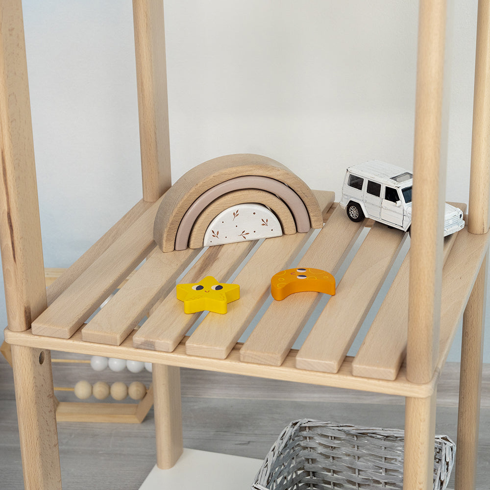 Toddler Room Bookshelf