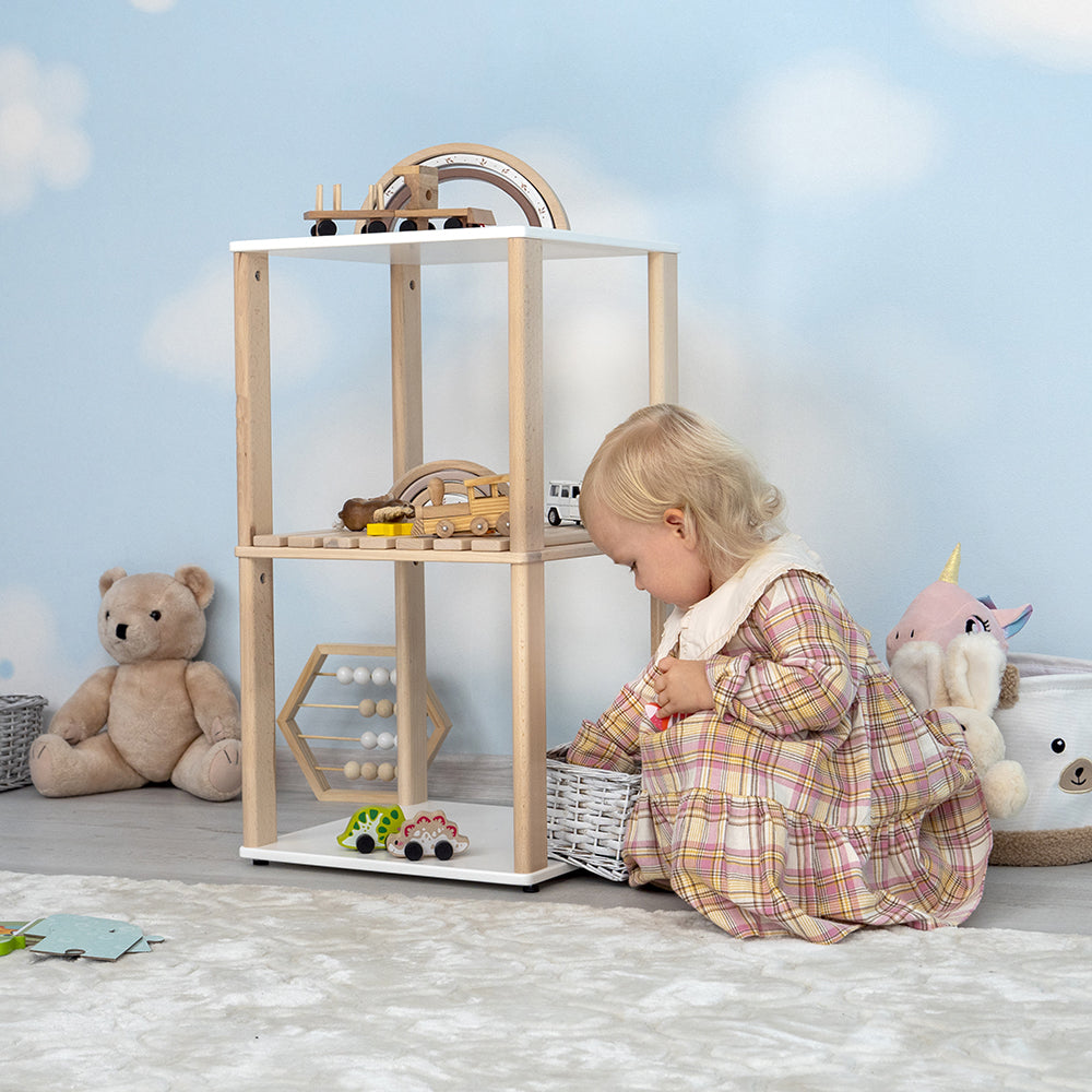 Toddler Room Bookshelf