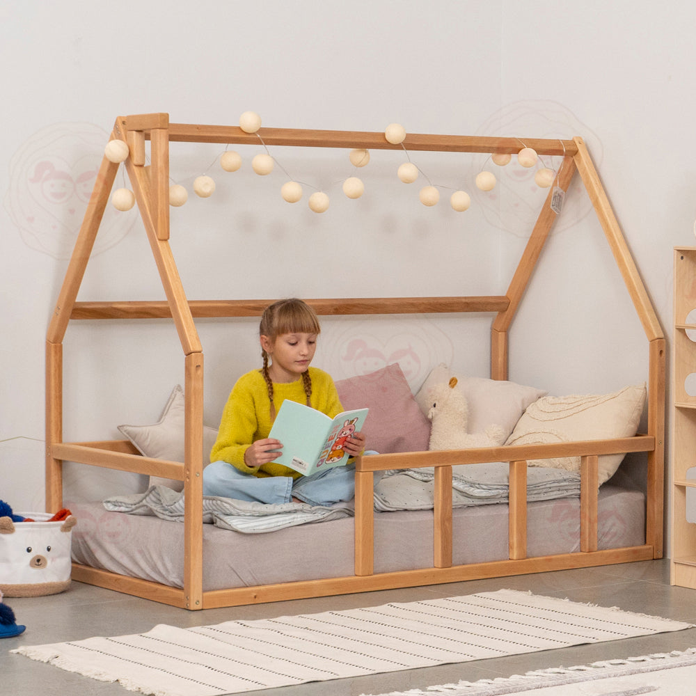 Childrens House Bed